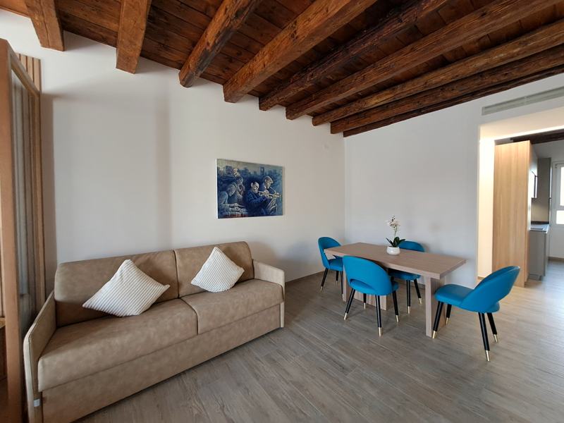 Tagliamento · Blagovaonski stol